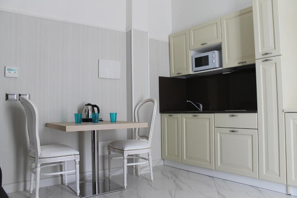 Hotel Residence Villa Del Mare Rimini Bagian luar foto