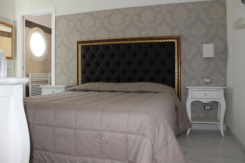 Hotel Residence Villa Del Mare Rimini Bagian luar foto